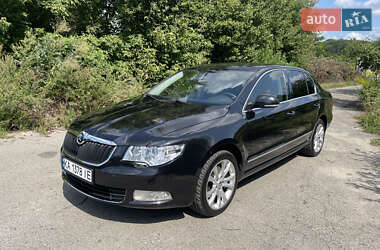 Лифтбек Skoda Superb 2010 в 