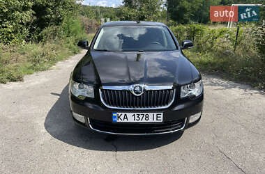 Лифтбек Skoda Superb 2010 в 
