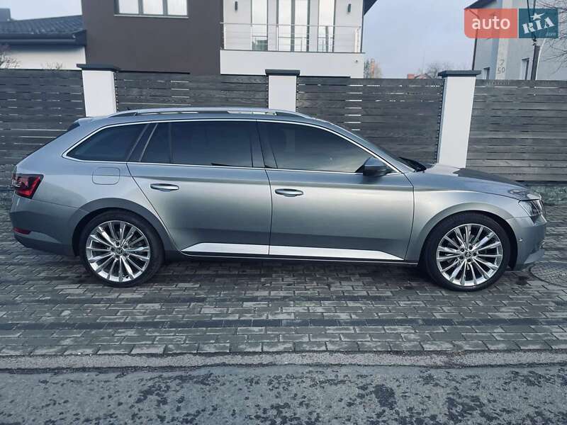 Универсал Skoda Superb 2017 в Луцке
