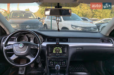 Универсал Skoda Superb 2011 в 