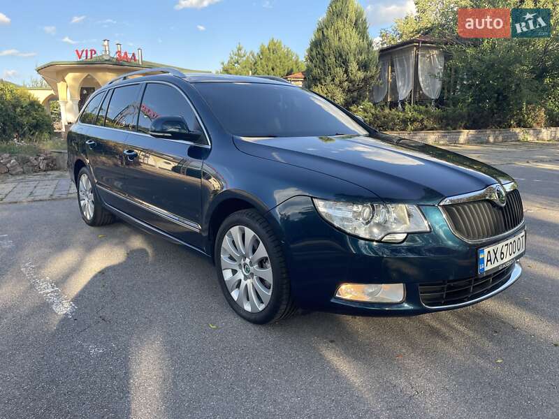 Универсал Skoda Superb 2012 в Киеве
