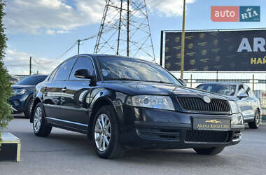 Лифтбек Skoda Superb 2006 в 