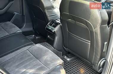 Лифтбек Skoda Superb 2016 в 