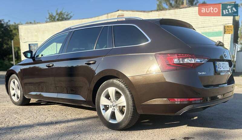 Универсал Skoda Superb 2019 в Виннице