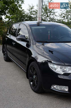 Лифтбек Skoda Superb 2008 в 
