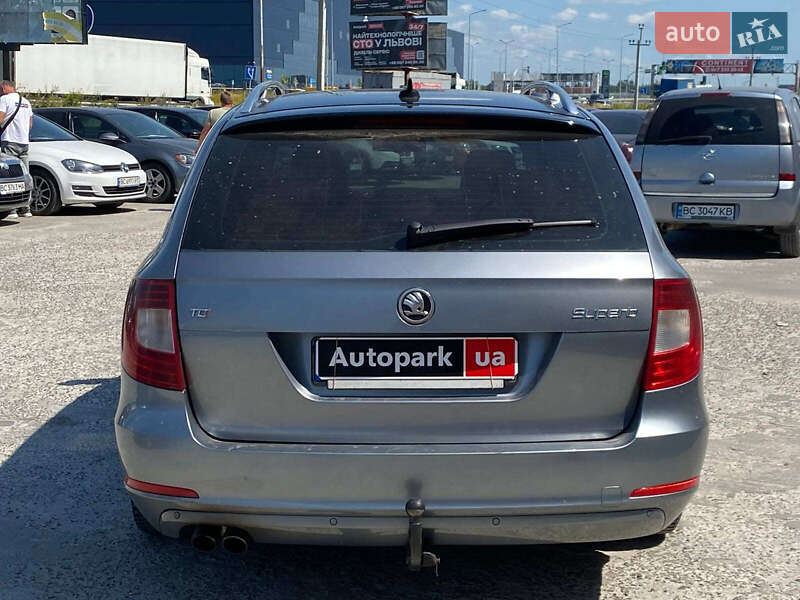 Универсал Skoda Superb 2012 в Львове