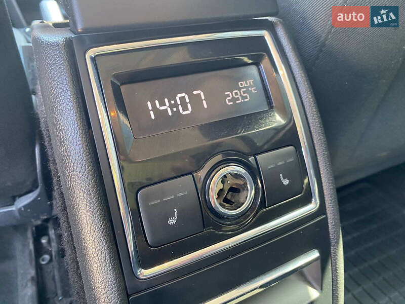 Универсал Skoda Superb 2012 в Львове