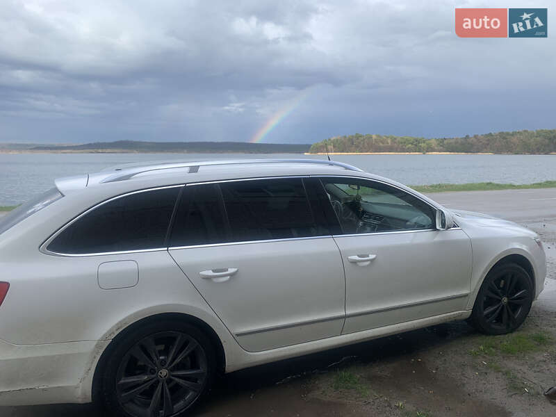 Универсал Skoda Superb 2011 в Жовкве фото 2 Универсал Skoda Superb 2011 в Жовкве