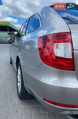 Универсал Skoda Superb 2010 в 
