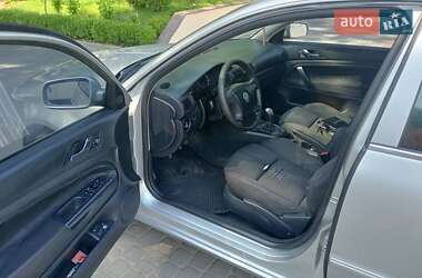 Лифтбек Skoda Superb 2006 в 