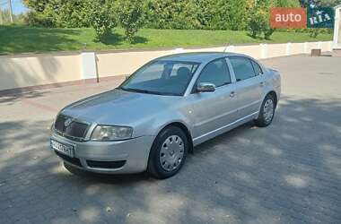 Лифтбек Skoda Superb 2006 в 