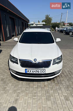 Універсал Skoda Superb 2013 в Лозовій