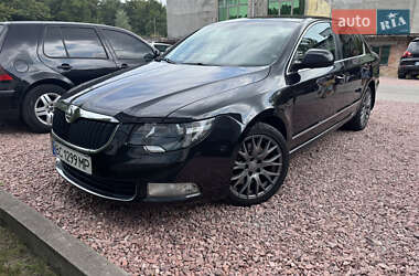 Лифтбек Skoda Superb 2012 в Львове