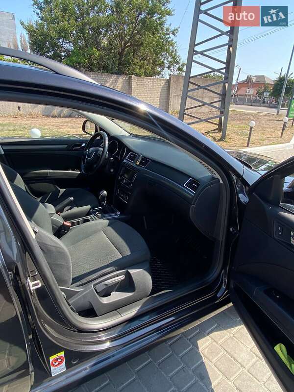 Універсал Skoda Superb 2011 в Дніпрі фото 16 Універсал Skoda Superb 2011 в Дніпрі