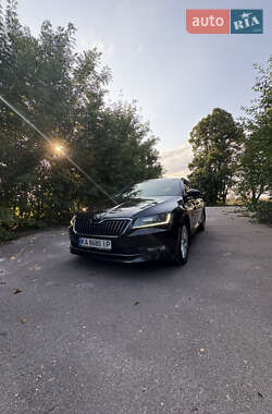 Лифтбек Skoda Superb 2018 в Киеве