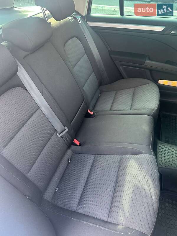 Універсал Skoda Superb 2012 в Львові фото 17 Універсал Skoda Superb 2012 в Львові