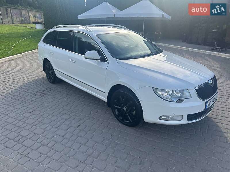 Універсал Skoda Superb 2012 в Львові фото 7 Універсал Skoda Superb 2012 в Львові
