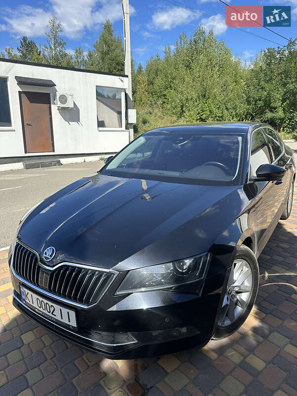Лифтбек Skoda Superb 2018 в Гореничах