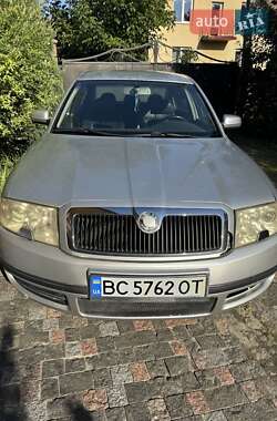 Лифтбек Skoda Superb 2005 в Львове