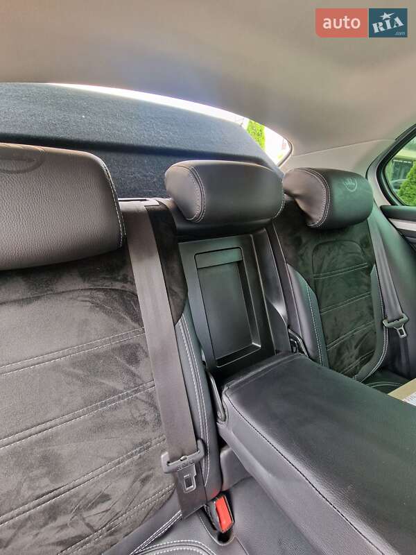 Универсал Skoda Superb 2014 в Ужгороде