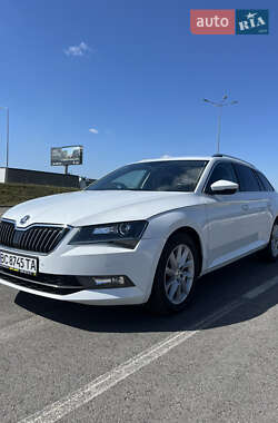 Универсал Skoda Superb 2018 в 