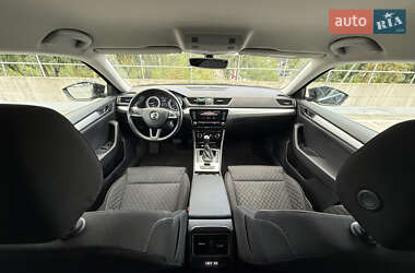 Ліфтбек Skoda Superb 2020 в 