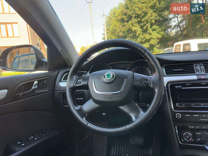 Универсал Skoda Superb 2010 в Славуте