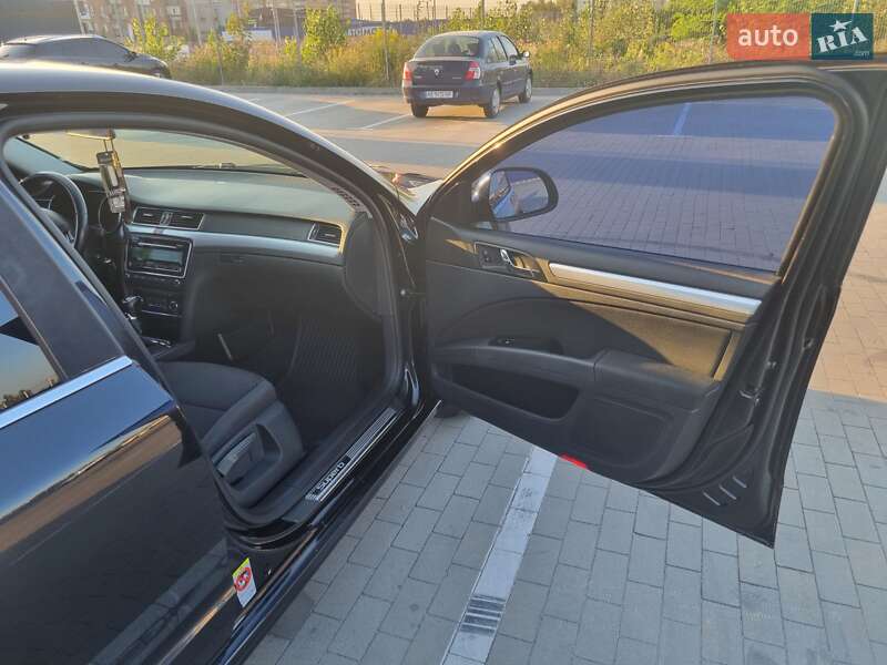 Лифтбек Skoda Superb 2014 в Виннице
