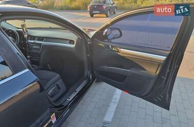 Лифтбек Skoda Superb 2014 в 