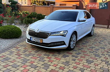 Лифтбек Skoda Superb 2020 в 