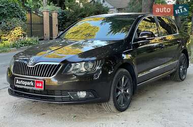 Ліфтбек Skoda Superb 2014 в Києві