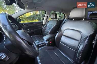 Лифтбек Skoda Superb 2014 в 