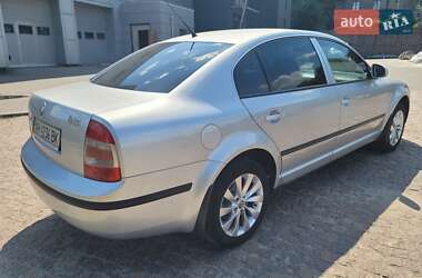 Лифтбек Skoda Superb 2008 в 