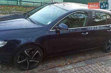 Лифтбек Skoda Superb 2011 в 