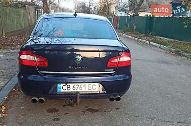 Лифтбек Skoda Superb 2011 в 