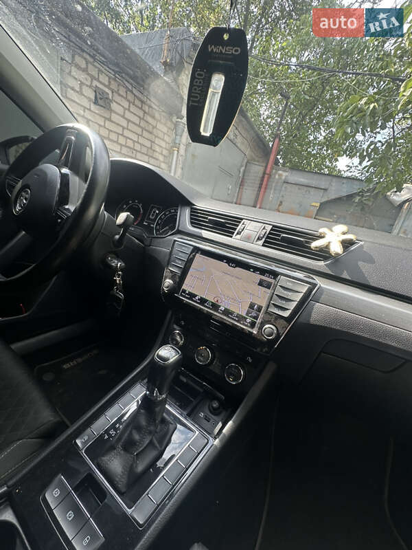 Лифтбек Skoda Superb 2016 в Кривом Роге