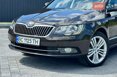 Универсал Skoda Superb 2014 в 