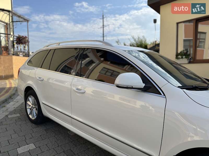 Универсал Skoda Superb 2015 в Дрогобыче