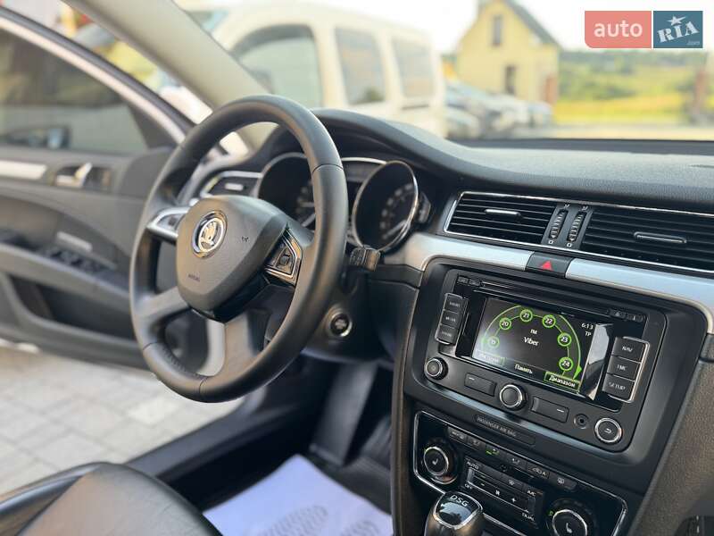 Универсал Skoda Superb 2015 в Дрогобыче