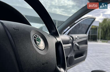 Лифтбек Skoda Superb 2008 в 