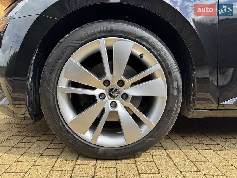 Универсал Skoda Superb 2022 в Луцке