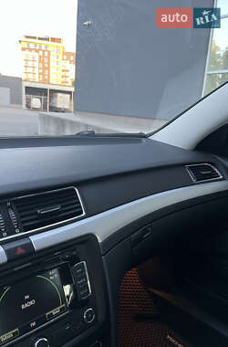 Лифтбек Skoda Superb 2010 в 