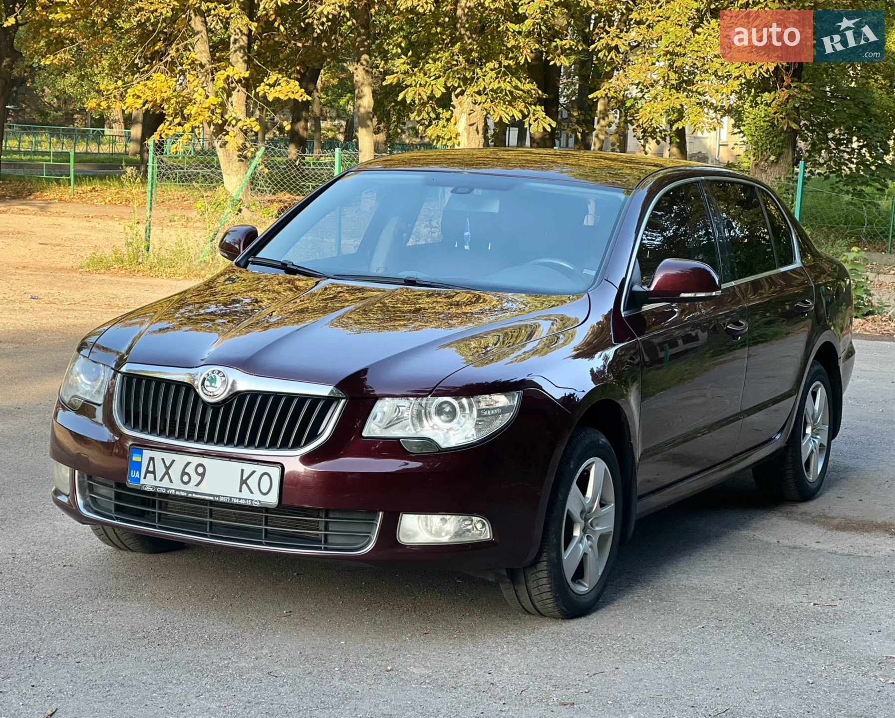 2011 Skoda Superb - мініатюра 4