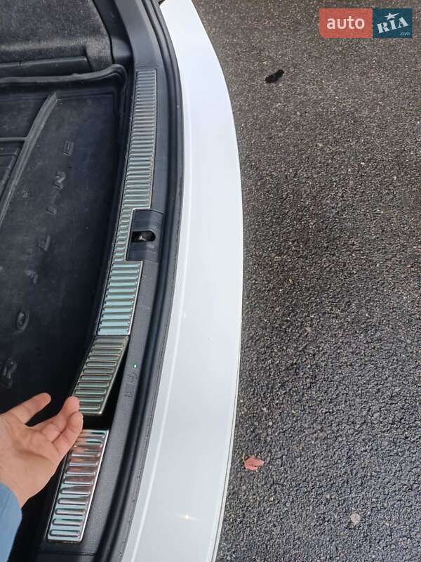 Универсал Skoda Superb 2018 в Хусте