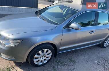Лифтбек Skoda Superb 2011 в 