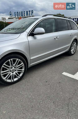 Универсал Skoda Superb 2013 в 