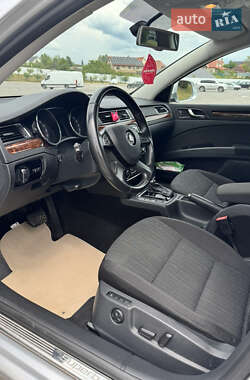 Универсал Skoda Superb 2013 в 