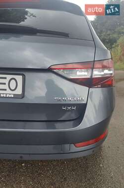 Универсал Skoda Superb 2018 в 
