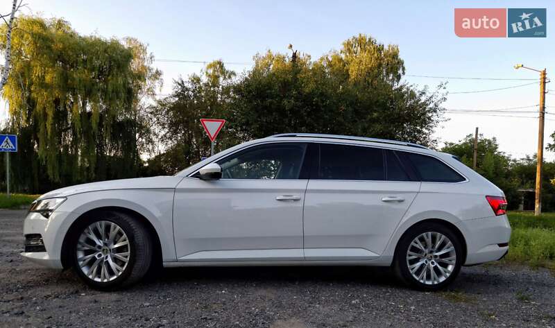 Универсал Skoda Superb 2019 в Староконстантинове