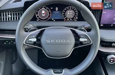Лифтбек Skoda Superb 2025 в 